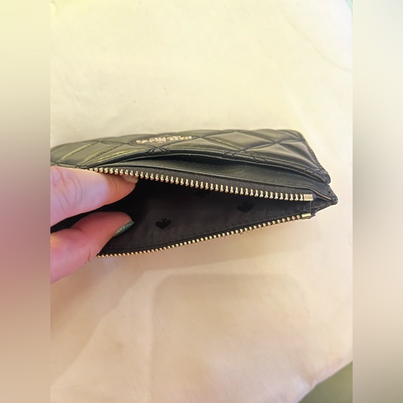 Kate Spade soft leather Zip Long Card Case - Good Used Condition - Picture 3 of 7